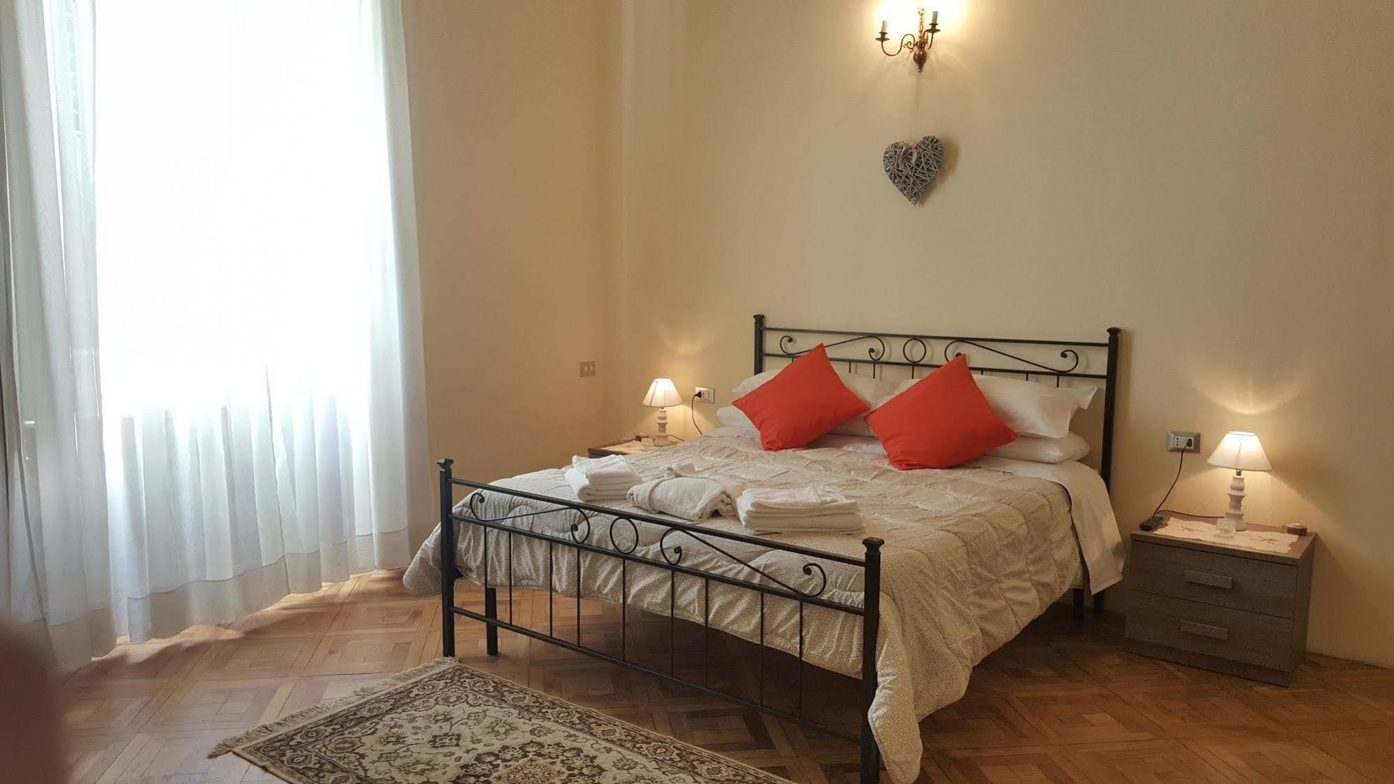 Garden Suite Генуа Екстериор снимка